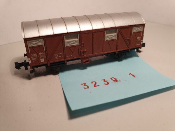 Minitrix 51 3239 00 N Gesloten goederenwagon van de DB