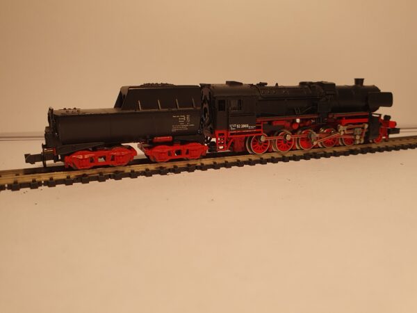 Minitrix 2051 N Stoomlocomotief  BR52 2869 - DB