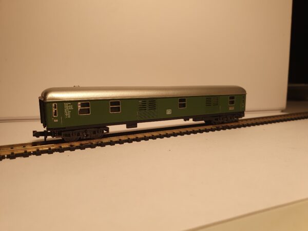 MINITRIX 3010 N Bagagewagen DB Groen