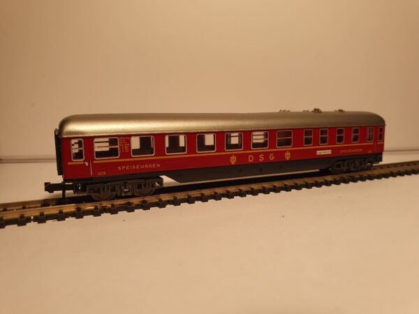 MINITRIX 3012 N Restauratiewagen Rood, DSG, Epoche III