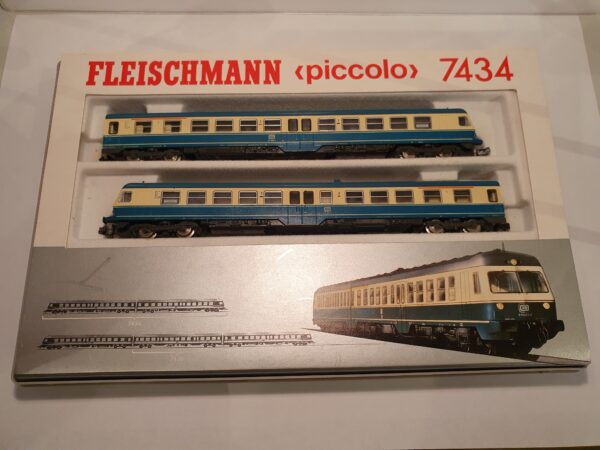 Fleischmann Treinset 7434 - BR. 614 083-4/ 614 084-2